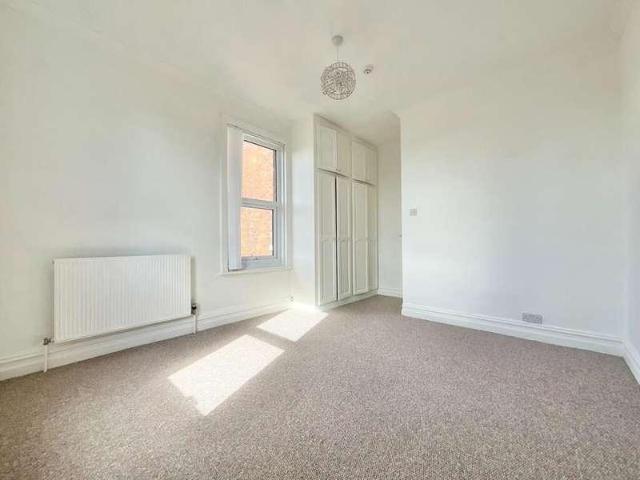 Flat for sale in Meols Cop, Southport