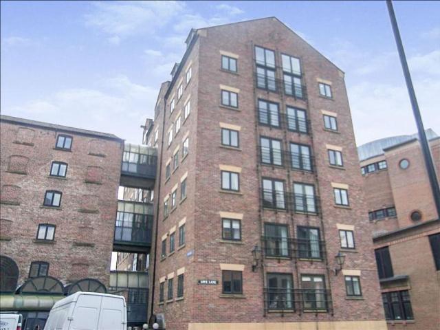 Flat for sale in Shieldfield, Tyne And Wear