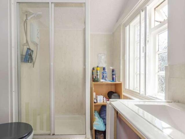 Flat for sale in New Catton, East Bank
