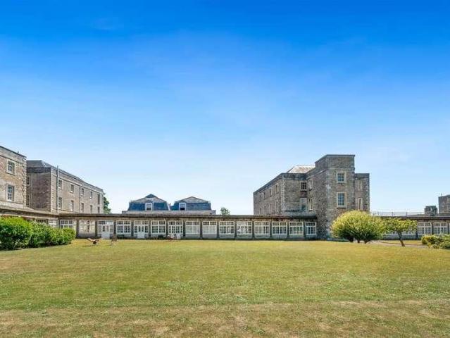 Flat for sale in Millfields, Mount Wise