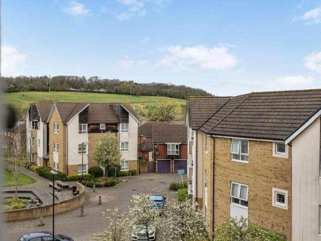 Flat for sale in Henbury, Bristol