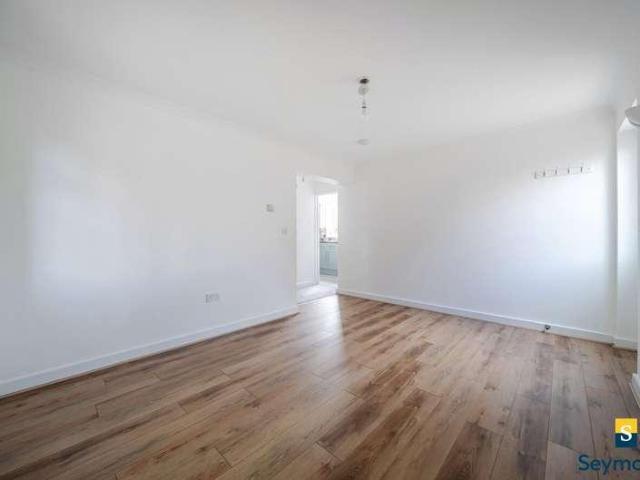 Flat for sale in Wood Street, Westborough