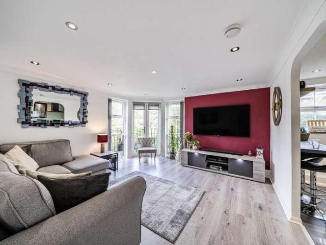 Flat for sale in Preston, Greater London