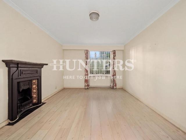 Flat for sale in Paddington, Greater London