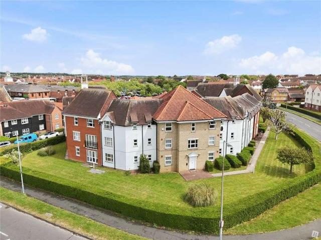 Flat for sale in Chelmsford, Essex