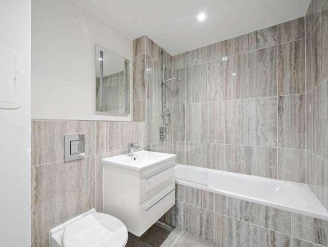 Flat for sale in Greater London