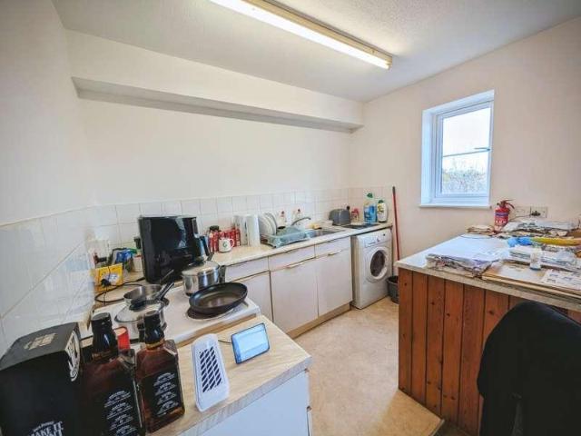 Flat for sale in Belmont Rural