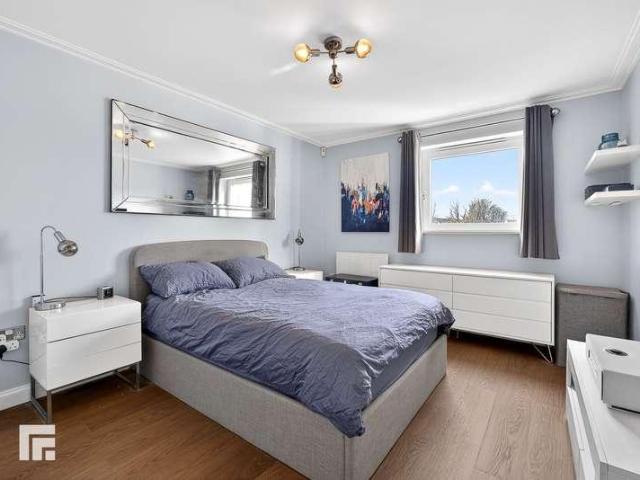 Flat for sale in Falcon Lodge, Wales