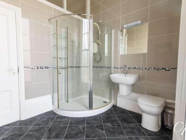 Flat for sale in Montpellier, Golden Valley