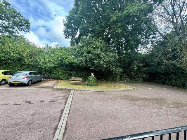 Flat for sale in Ashurst Bridge, Hampshire