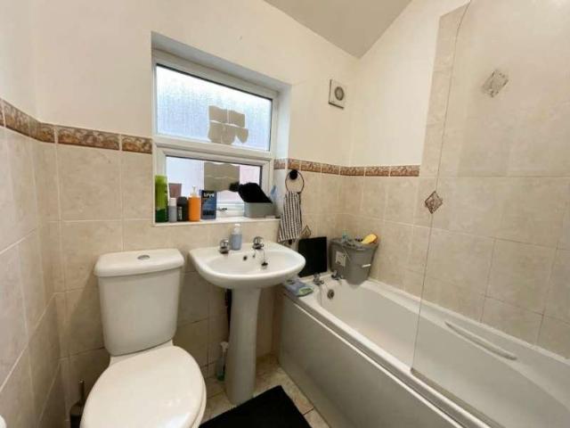 Flat for sale in Wheatley, South Yorkshire