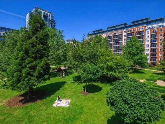 Flat for sale in Colindale, Greater London