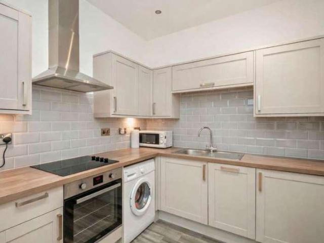 Flat for sale in Drighlington, Adwalton