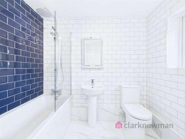 Flat for sale in Katherines, Harlow