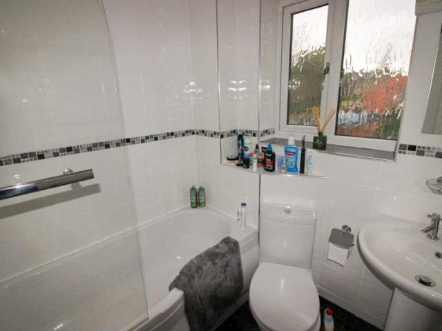 Flat for sale in Bromsberrow Heath, Gloucestershire