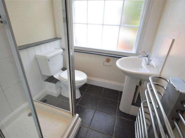 Flat for sale in Sandpits