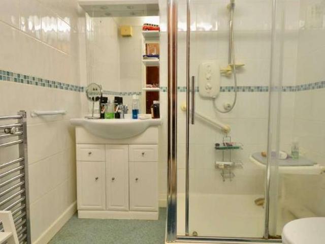 Flat for sale in Greenhill, Crookhill