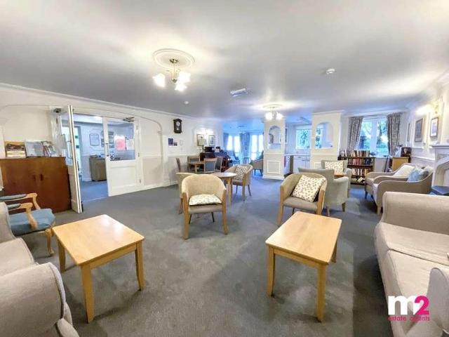 Flat for sale in Ridgeway, Newport