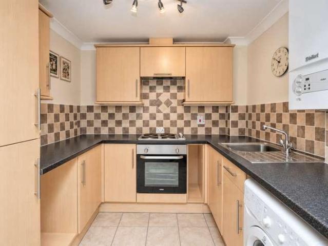 Flat for sale in Reading