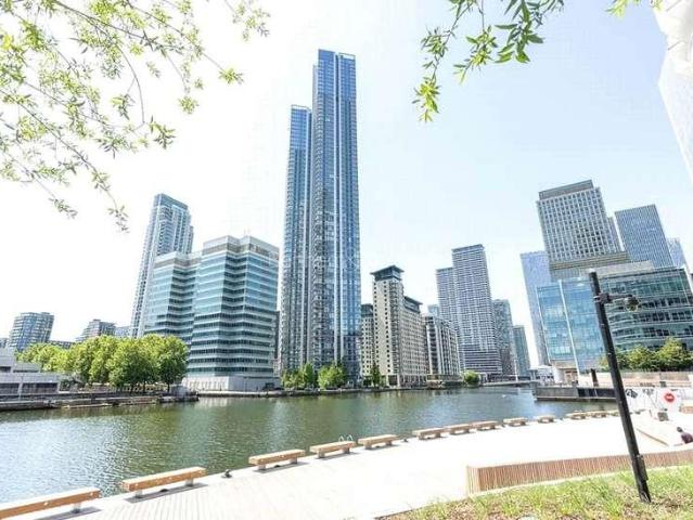 Flat for sale in London Borough of Tower Hamlets, Greater London