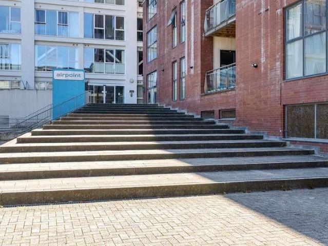 Flat for sale in Feckenham, City Of Bristol
