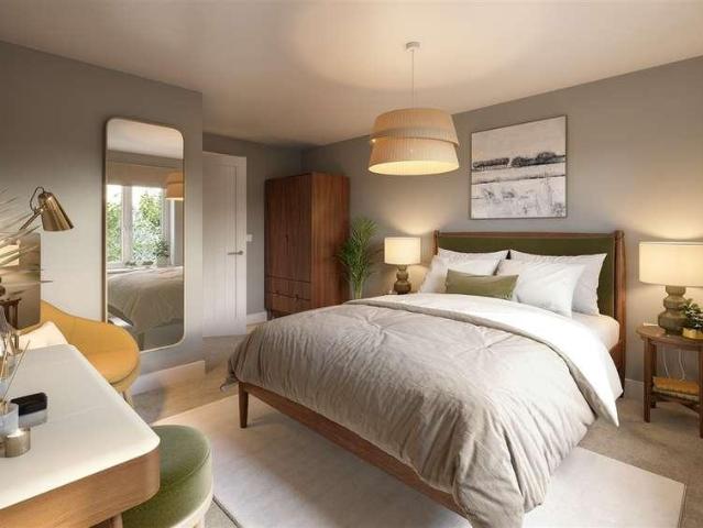 Flat for sale in Rose Green, Clapham