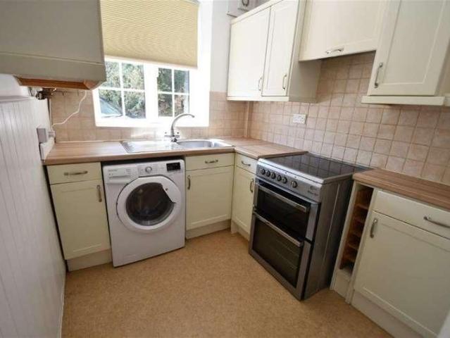 Flat for sale in Guildford Park, Westborough