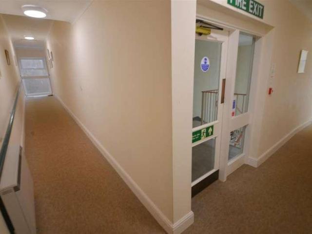 Flat for sale in Tenby, Wales