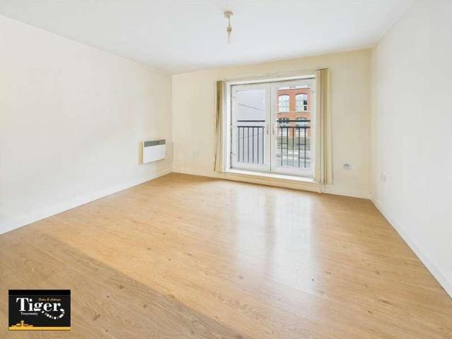 Flat for sale in Preston, St. Matthew's