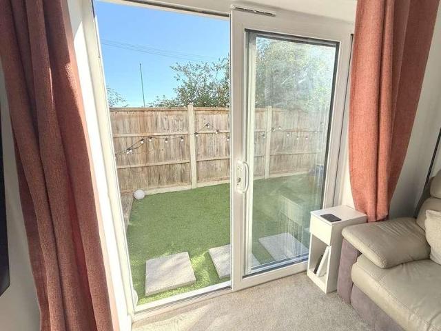 Flat for sale in Tricketts Cross, Ferndown