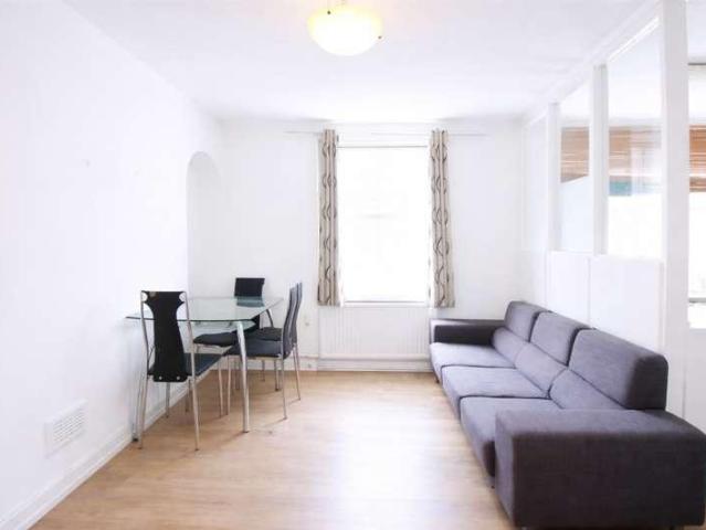 Flat for sale in King's Cross, Greater London