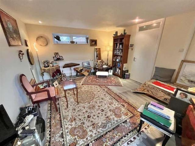 Flat for sale in Colshaw Farm, Wilmslow