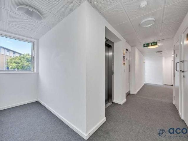 Flat for sale in Colindale, Greater London