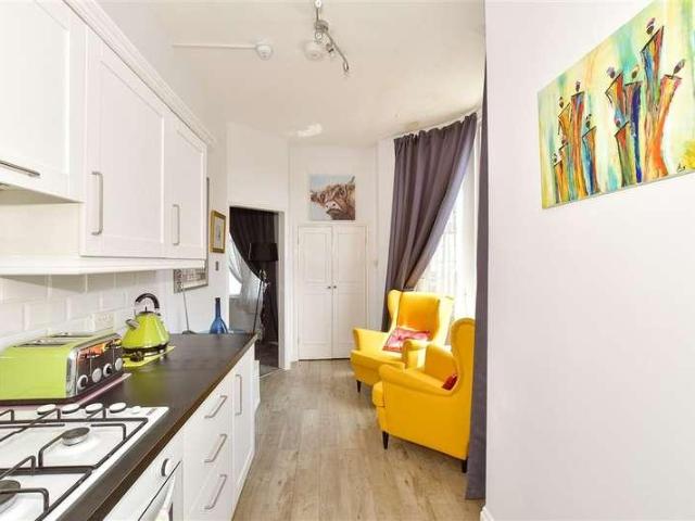 Flat for sale in Cliftonville West, Acol