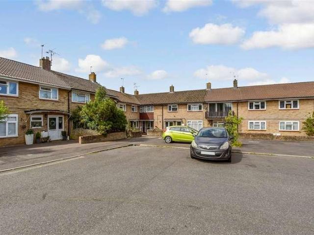 Flat for sale in Glynde, West Sussex