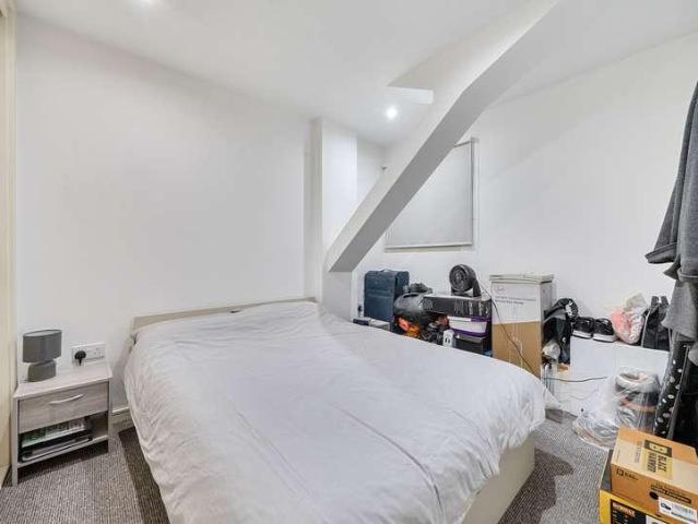 Flat for sale in Bedminster, Bristol