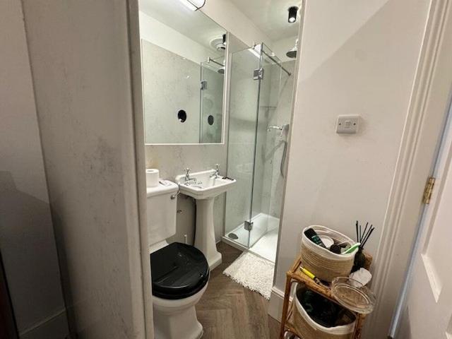 Flat for sale in Brunswick