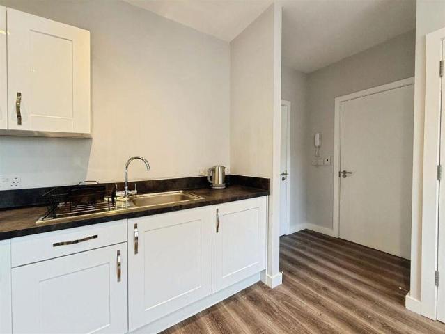Flat for sale in Waterloo, Great Crosby