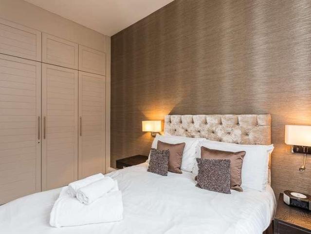 Flat for sale in Spitalfields, Whitechapel