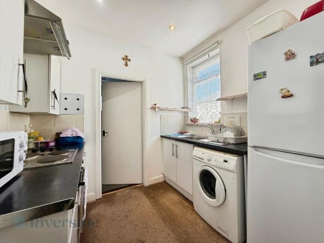 Flat for sale in Hull, City Of Kingston Upon Hull