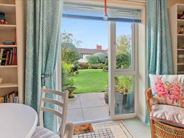 Flat for sale in Newthorpe, Broxtowe