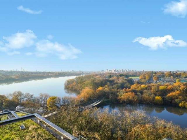 Flat for sale in West Hendon, Greater London