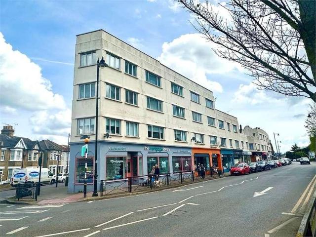 Flat for sale in Sefton