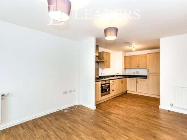 Flat for sale in Rowner, Middlecroft
