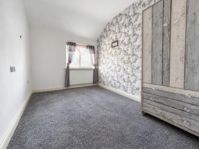 Flat for sale in Lambton
