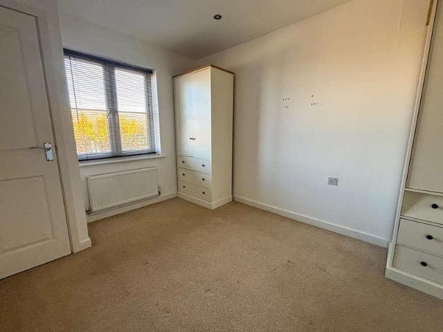 Flat for sale in Osborne, East Cowes