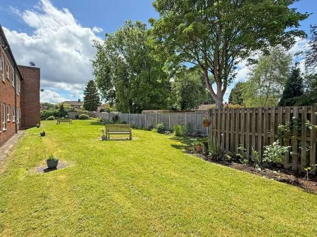 Flat for sale in Trafford Park, Greater Manchester