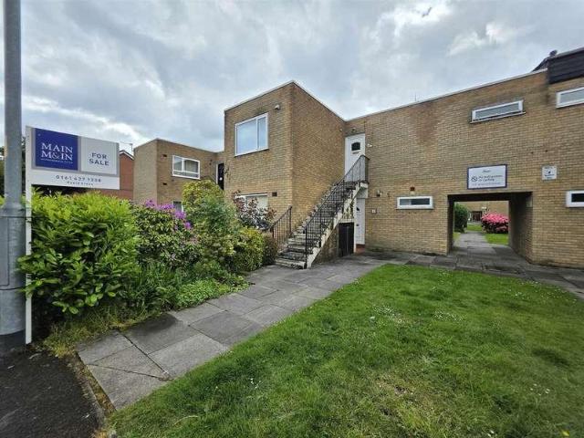Flat for sale in Georgia, Greater Manchester