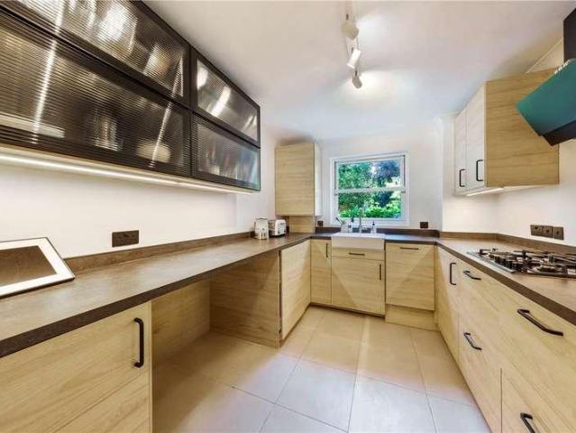 Flat for sale in Greater London