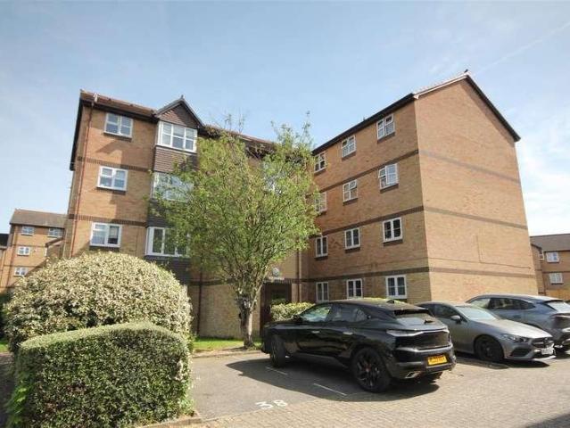 Flat for sale in Bermondsey, Greater London